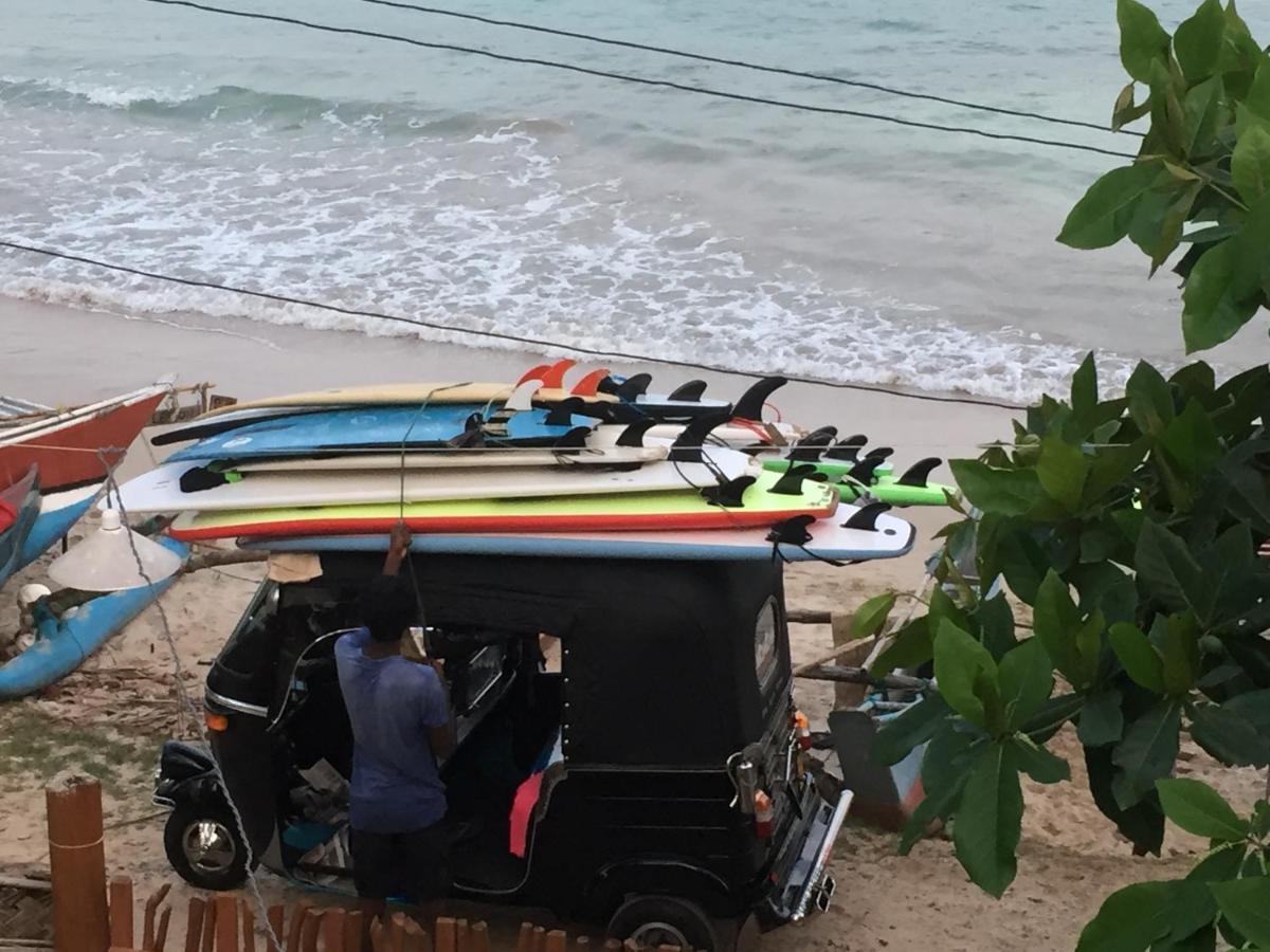 ホテル Sundance Surf Coconut Point ウェリガマ エクステリア 写真